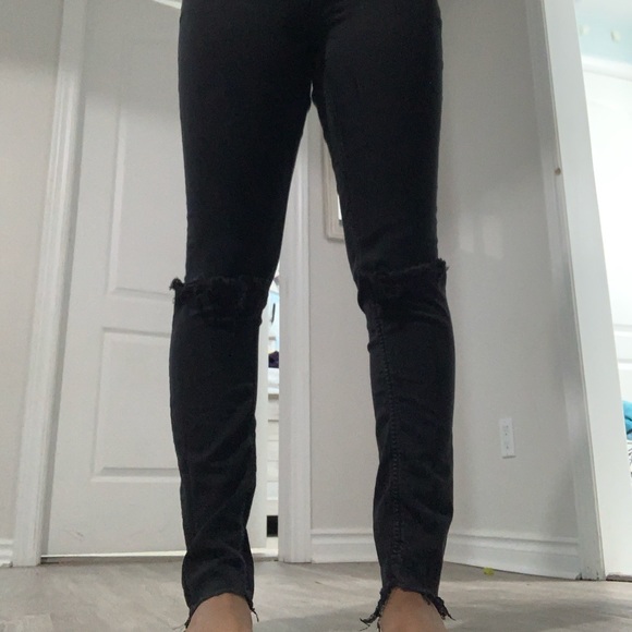 H&M Black Ripped Jeans - Picture 1 of 2